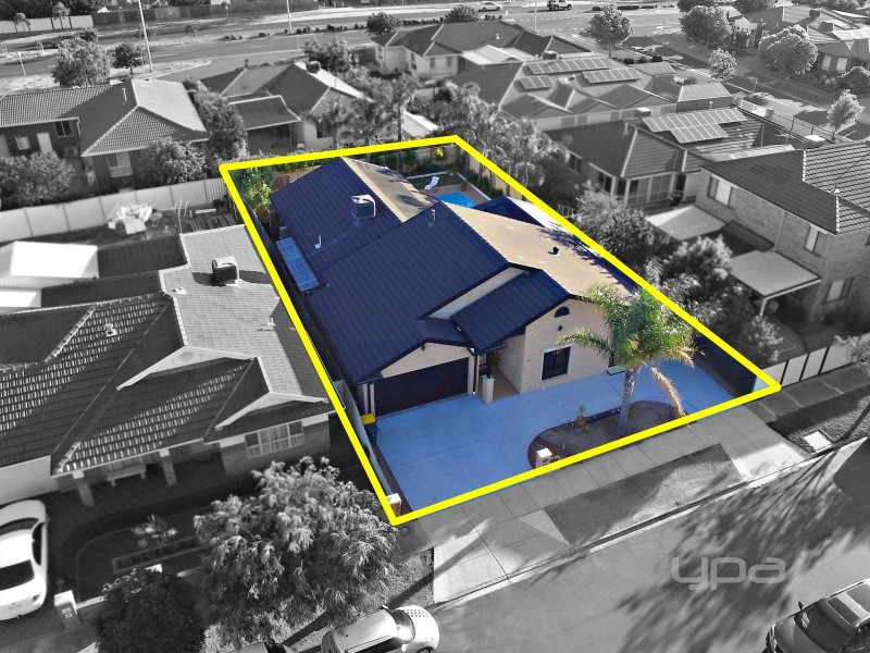 44 Tudor Rose Crescent, Sydenham VIC 3037
