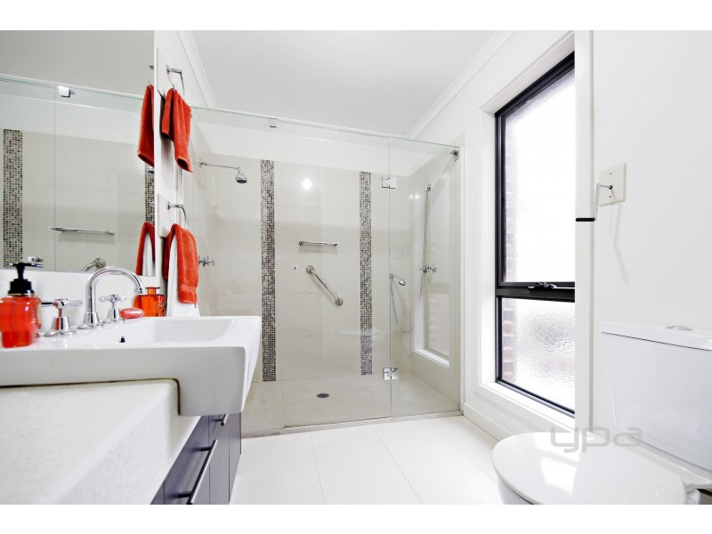 5 Wills Terrace, Burnside Heights VIC 3023