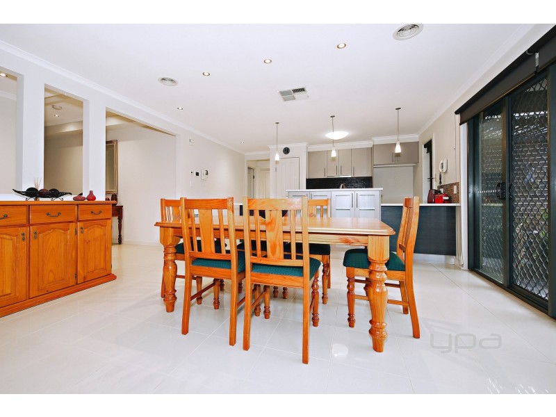 5 Wills Terrace, Burnside Heights VIC 3023