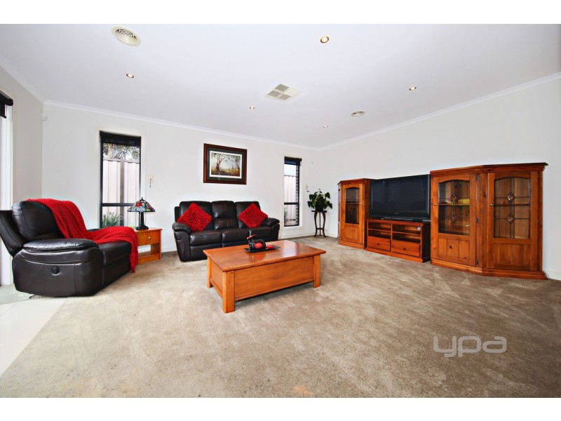 5 Wills Terrace, Burnside Heights VIC 3023