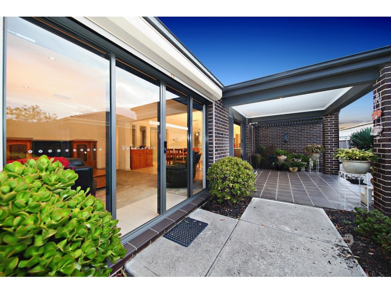5 Wills Terrace, Burnside Heights VIC 3023