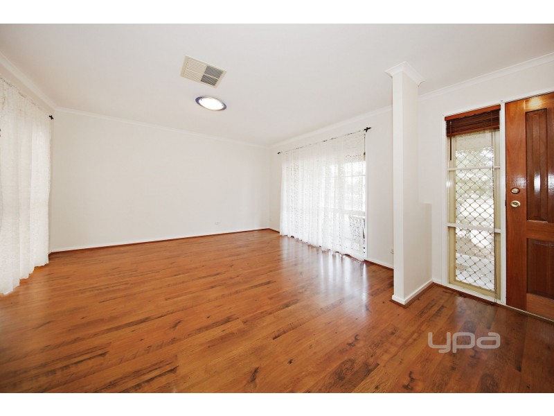 20 Wood Grove, Burnside VIC 3023