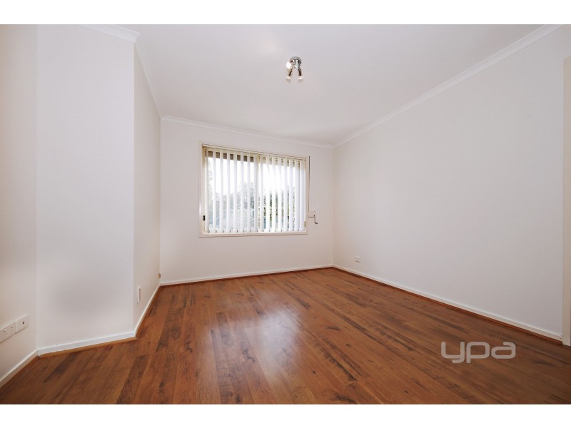 20 Wood Grove, Burnside VIC 3023