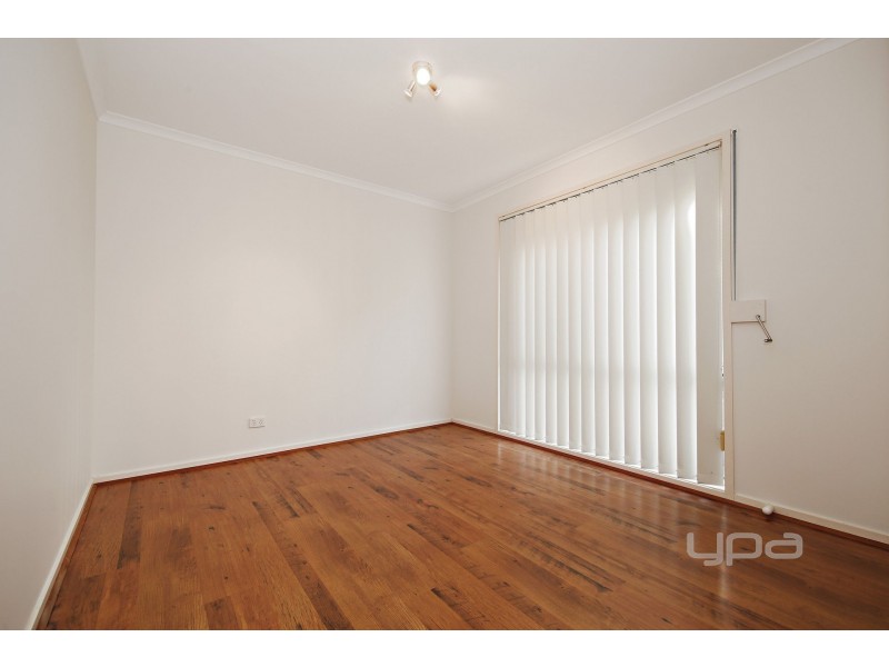 20 Wood Grove, Burnside VIC 3023