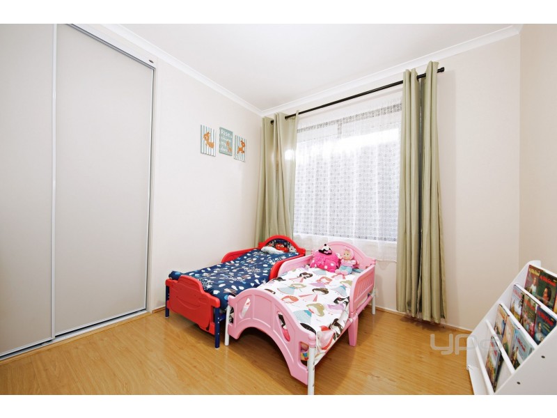 18 Freeman Avenue, Burnside VIC 3023