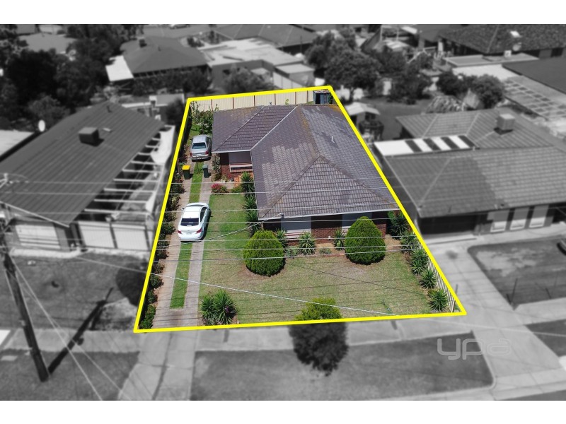 33 Evergreen Avenue, Albanvale VIC 3021