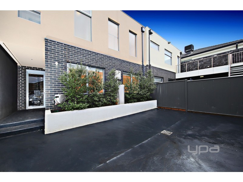 21 Coppin Lane, Caroline Springs VIC 3023