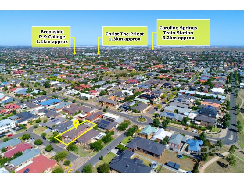 11 Dunstall Gardens, Caroline Springs VIC 3023
