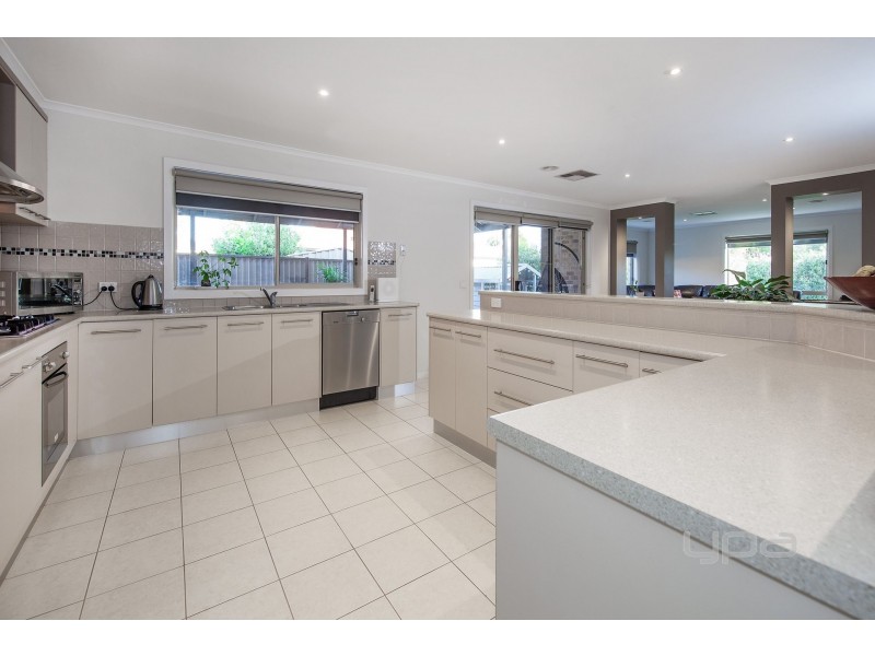 3 Inverell Street, Burnside Heights VIC 3023