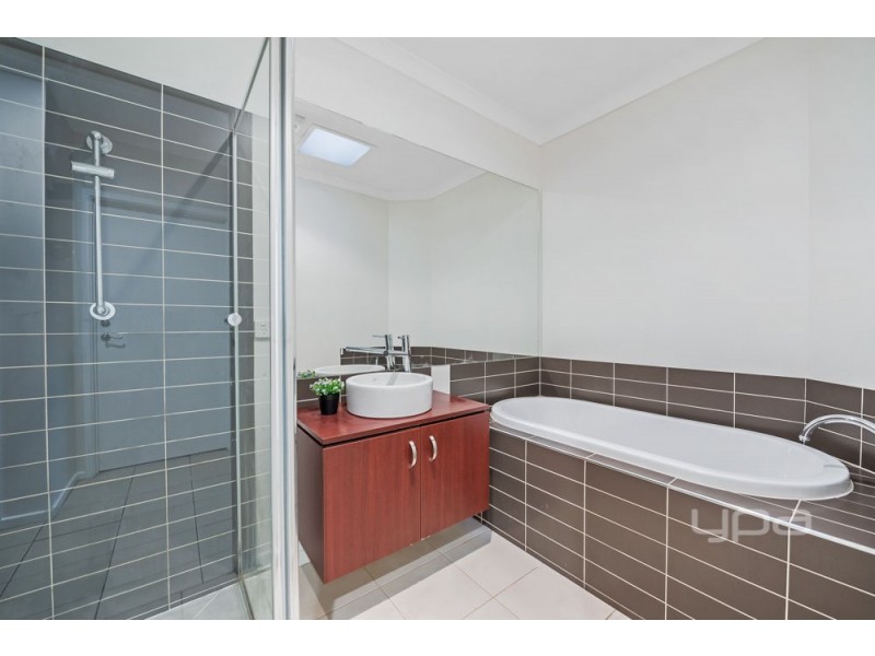 7 Peartree Grove, Burnside Heights VIC 3023