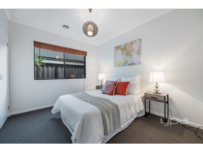 7 Peartree Grove, Burnside Heights VIC 3023