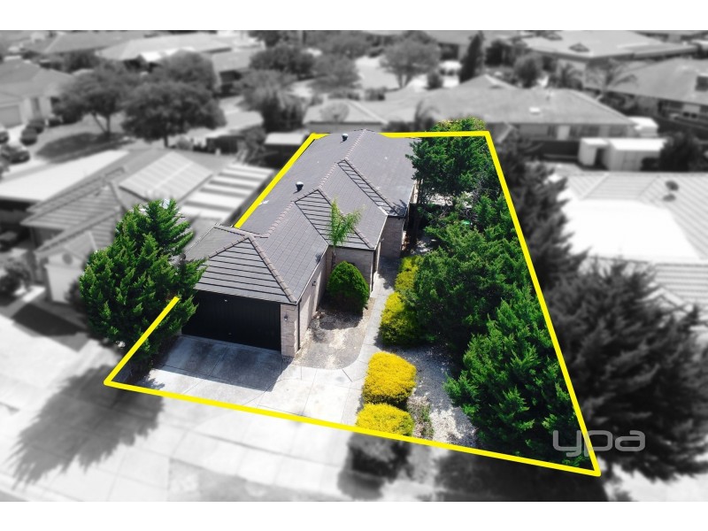 12 Kelly Avenue, Burnside VIC 3023