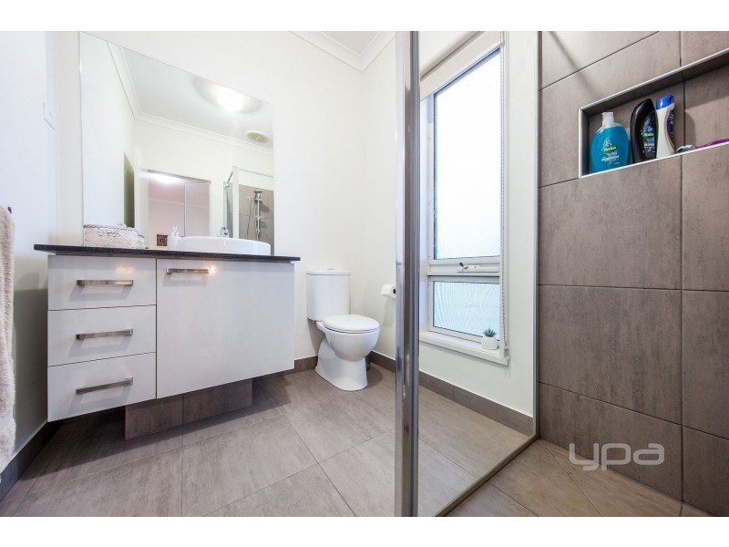 45 Higgins Street, Plumpton VIC 3335