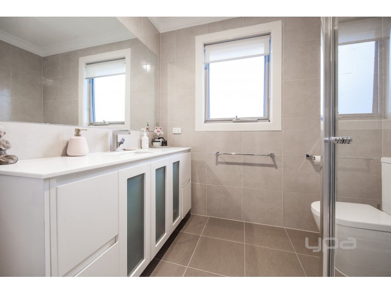 4 Auburn Drive, Plumpton VIC 3335