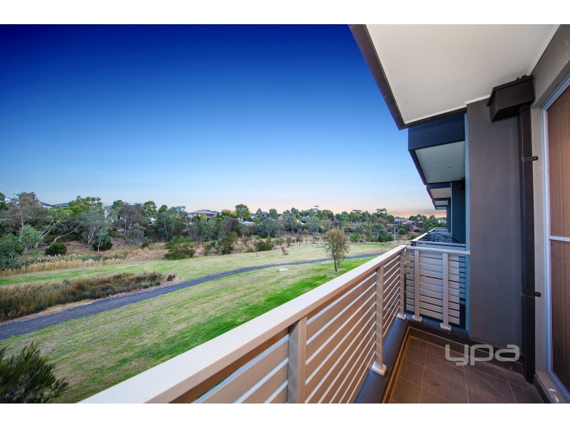 6/13 Greville Street, Caroline Springs VIC 3023