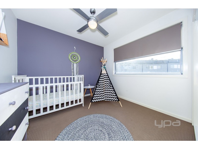 6/13 Greville Street, Caroline Springs VIC 3023