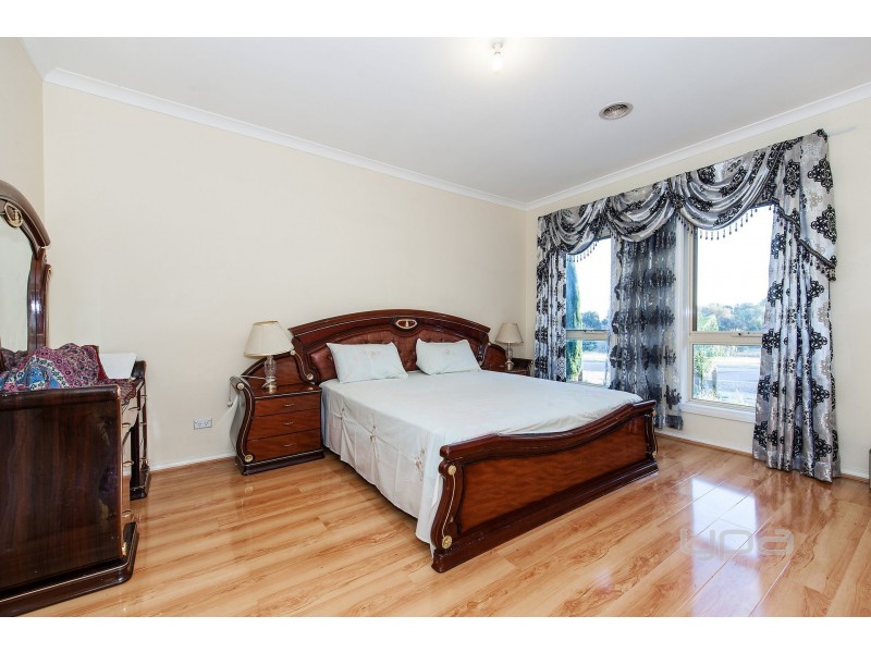 30 The Embankment, Kurunjang VIC 3337