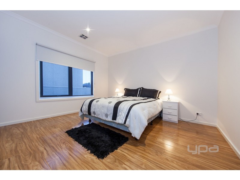 1 Arroyo Place, Caroline Springs VIC 3023