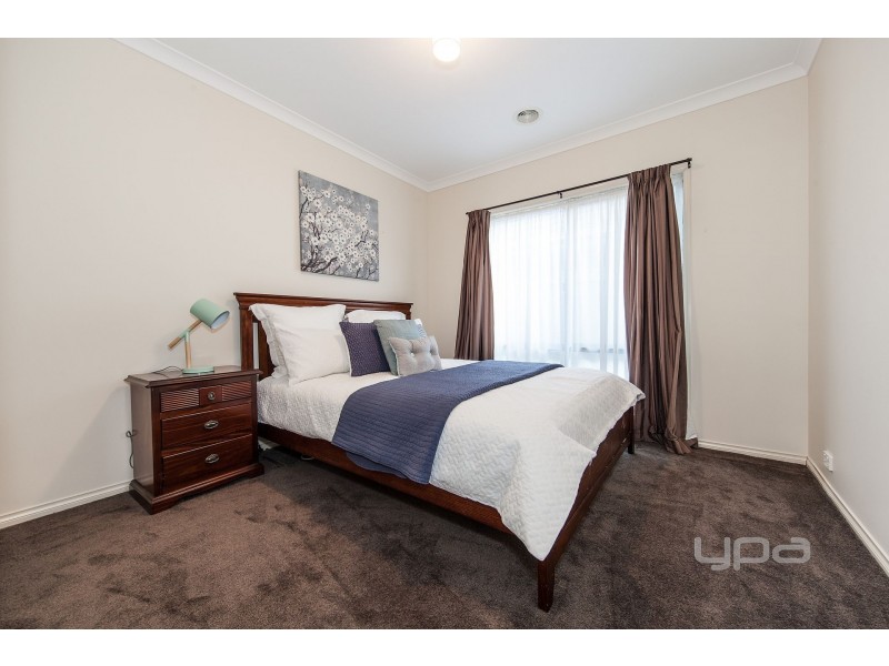 7 Daly Circuit, Caroline Springs VIC 3023