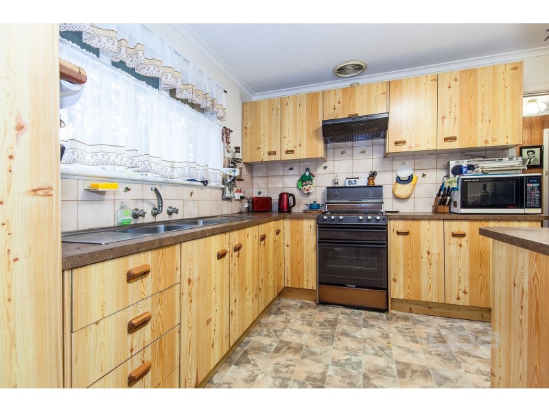 9 Stevenston Street, Deer Park VIC 3023