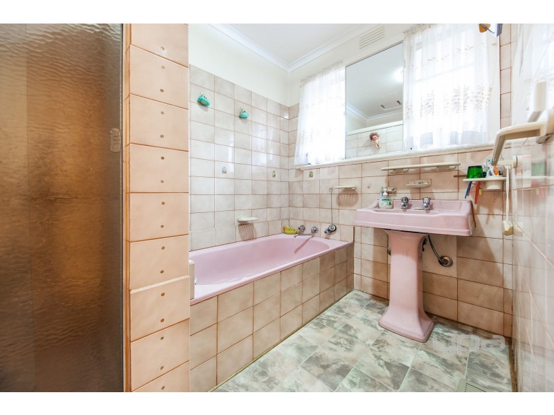 9 Stevenston Street, Deer Park VIC 3023