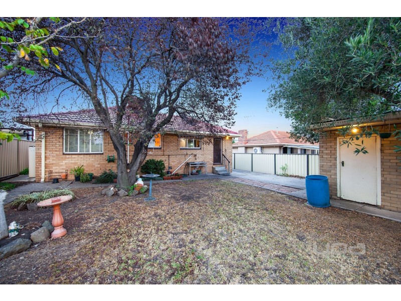 9 Stevenston Street, Deer Park VIC 3023