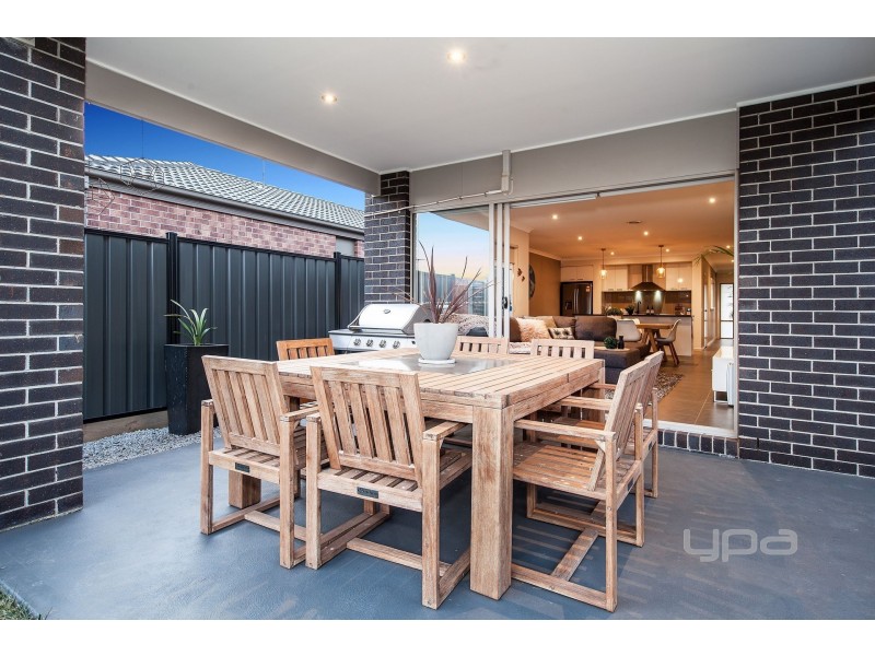 65 Orbis Avenue, Plumpton VIC 3335