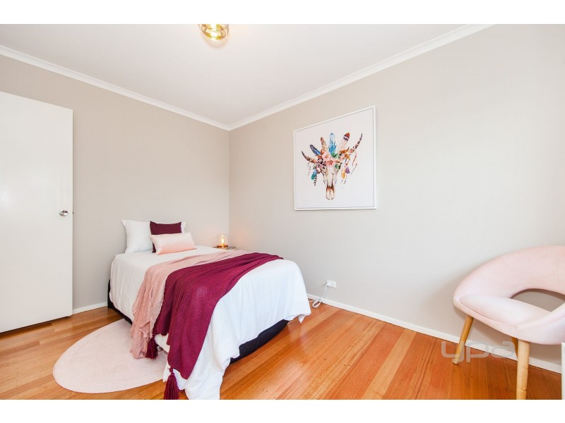 2 Emu Court, Melton VIC 3337