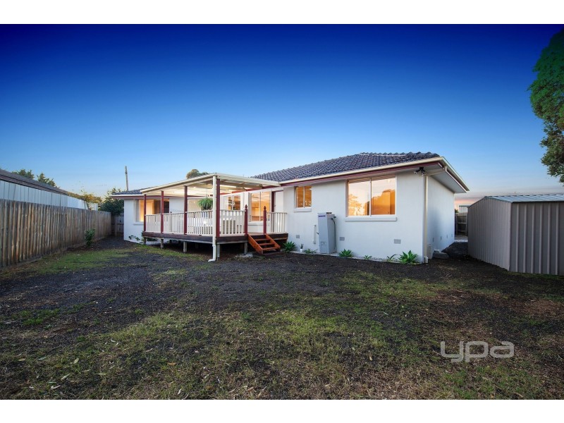 2 Emu Court, Melton VIC 3337