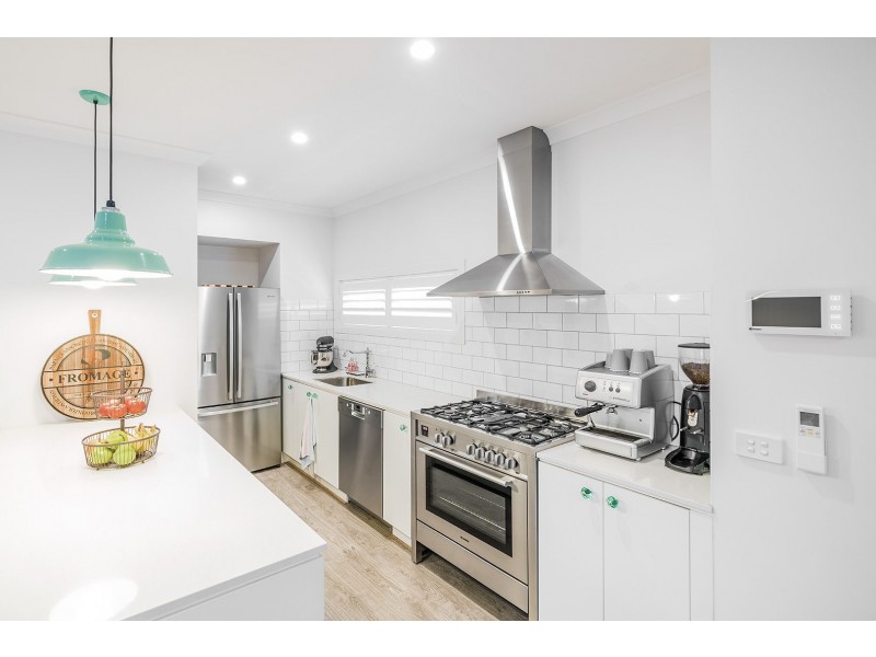 22  Dawkins Avenue, Plumpton VIC 3335