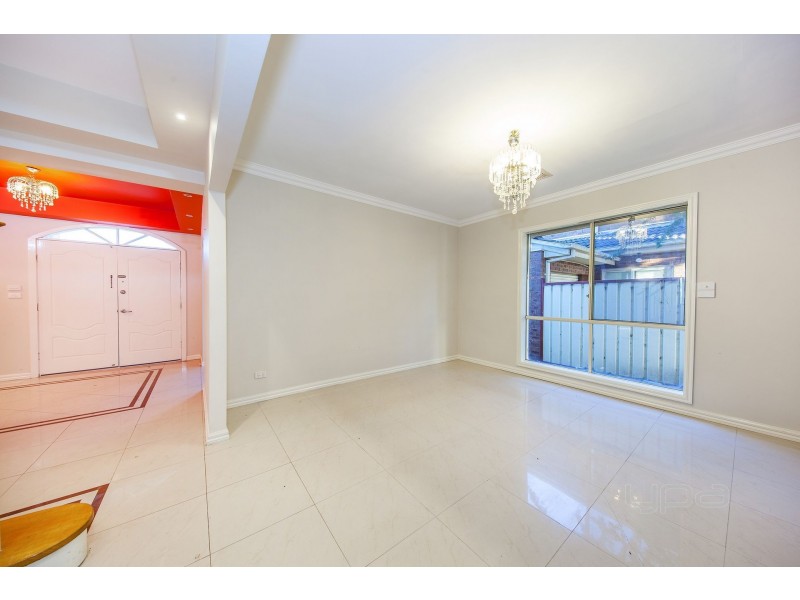 14 Lancelot Court, Hillside VIC 3037
