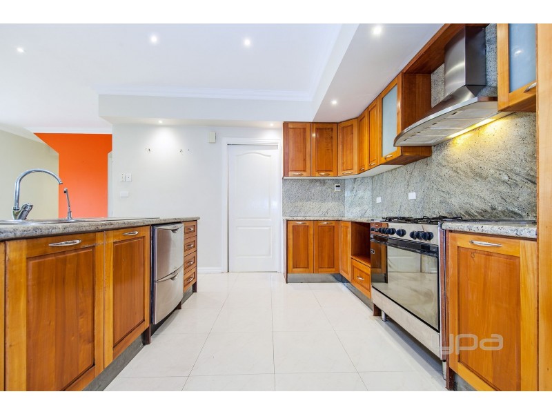 14 Lancelot Court, Hillside VIC 3037