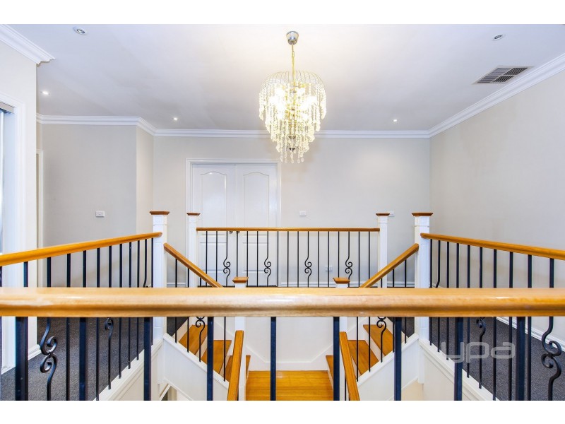 14 Lancelot Court, Hillside VIC 3037