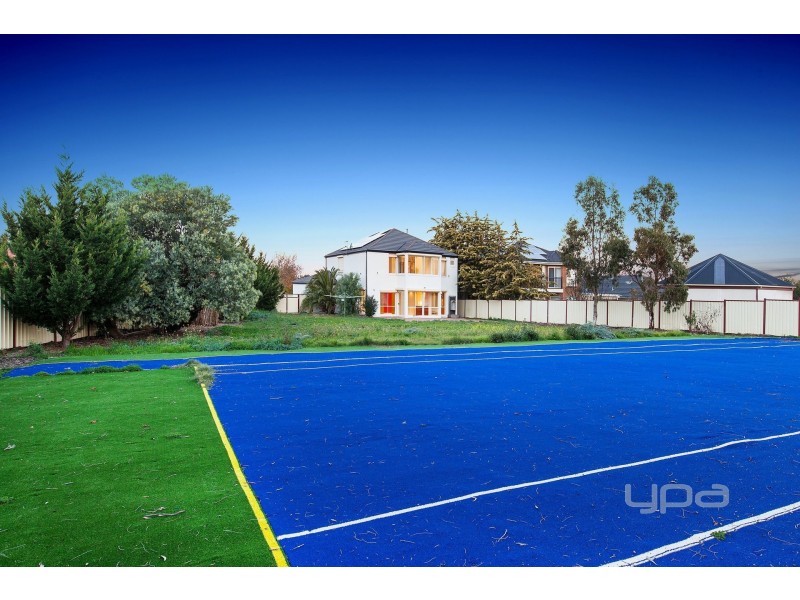 14 Lancelot Court, Hillside VIC 3037