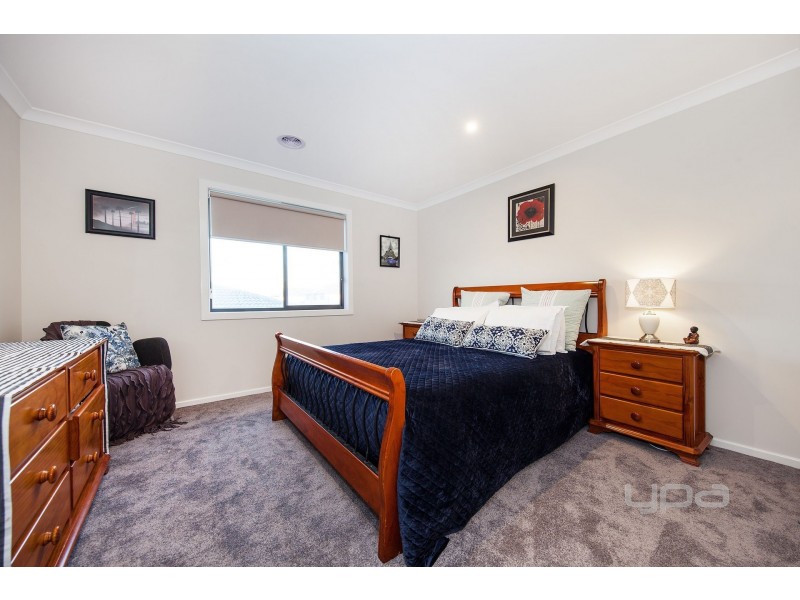 13 Kennedy Drive, Plumpton VIC 3335
