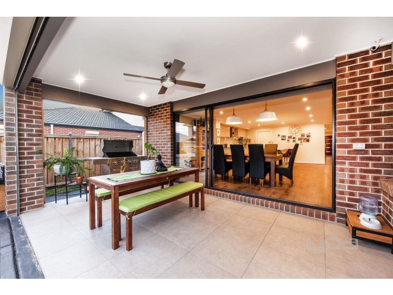 13 Kennedy Drive, Plumpton VIC 3335