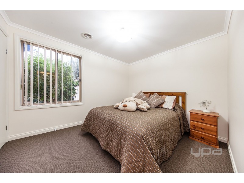 14 Scullin Road, Burnside Heights VIC 3023