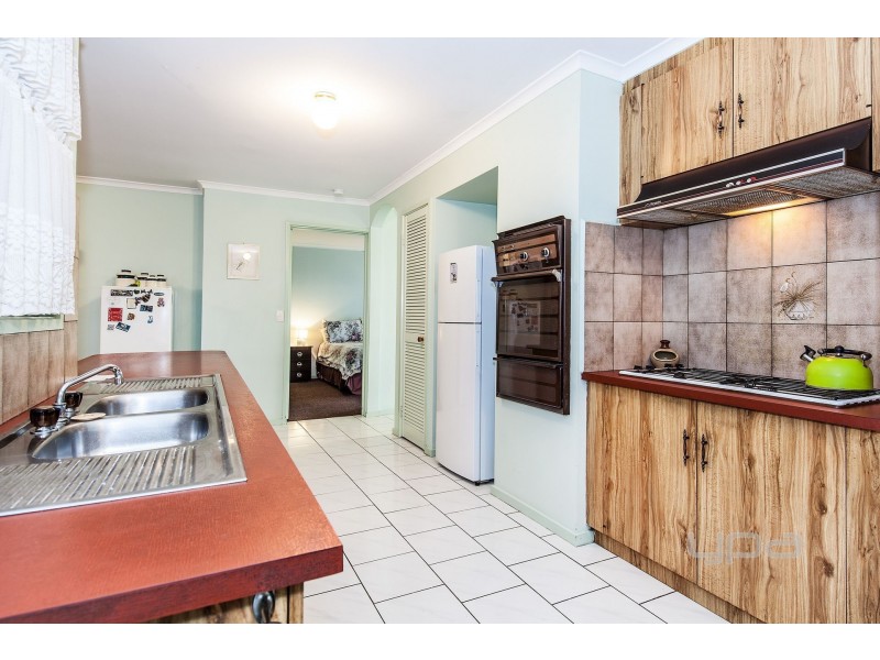 73 Tamarind Crescent, Werribee VIC 3030