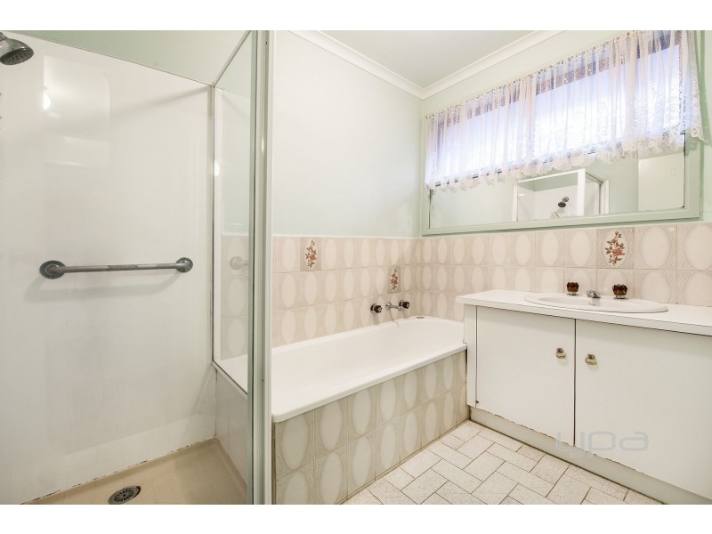 73 Tamarind Crescent, Werribee VIC 3030