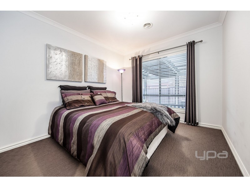 34 Wilkins Crescent, Burnside Heights VIC 3023