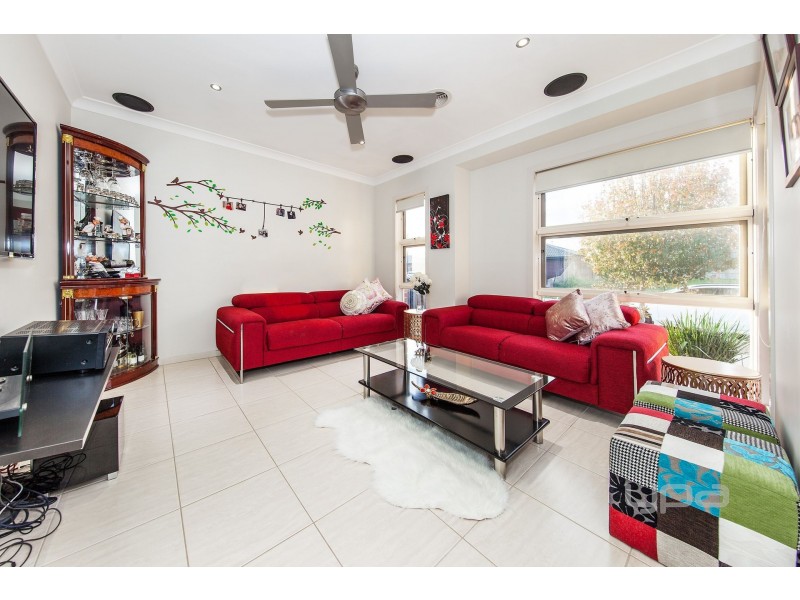 5 Rivoli Close, Plumpton VIC 3335