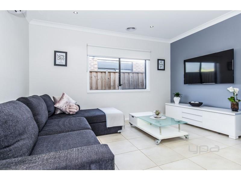 27  Higgins Street, Plumpton VIC 3335