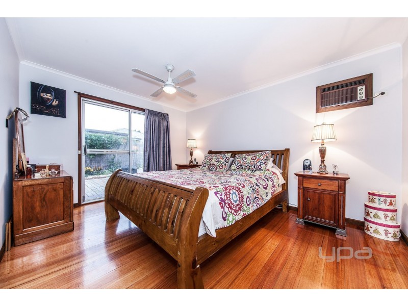 299 Carrick Drive, Gladstone Park VIC 3043