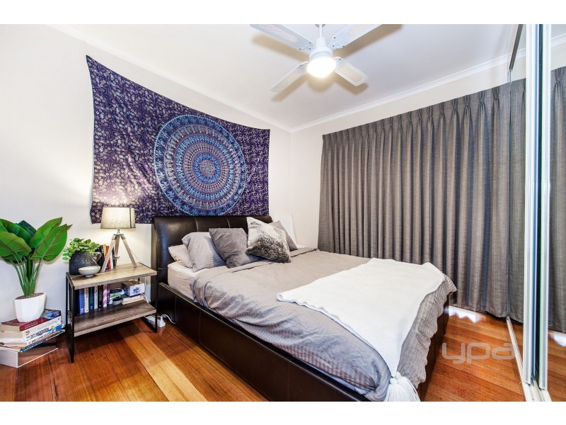 299 Carrick Drive, Gladstone Park VIC 3043