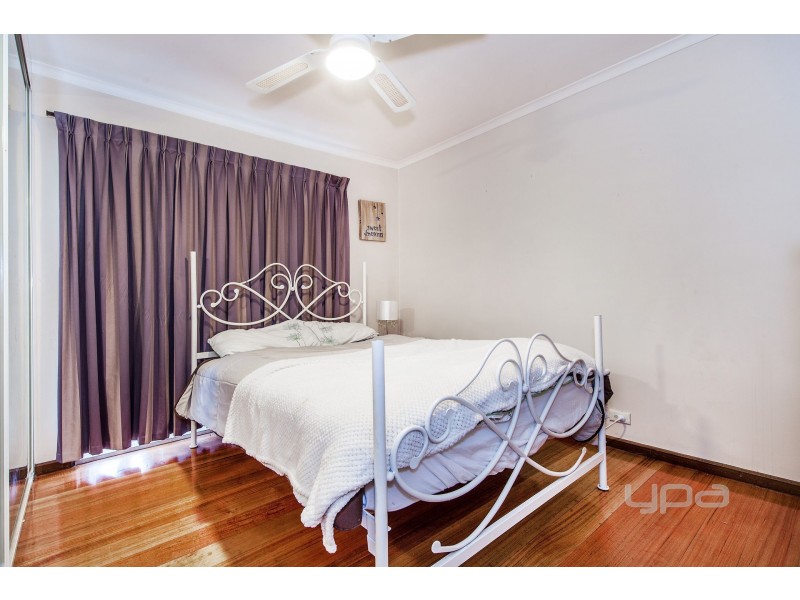 299 Carrick Drive, Gladstone Park VIC 3043