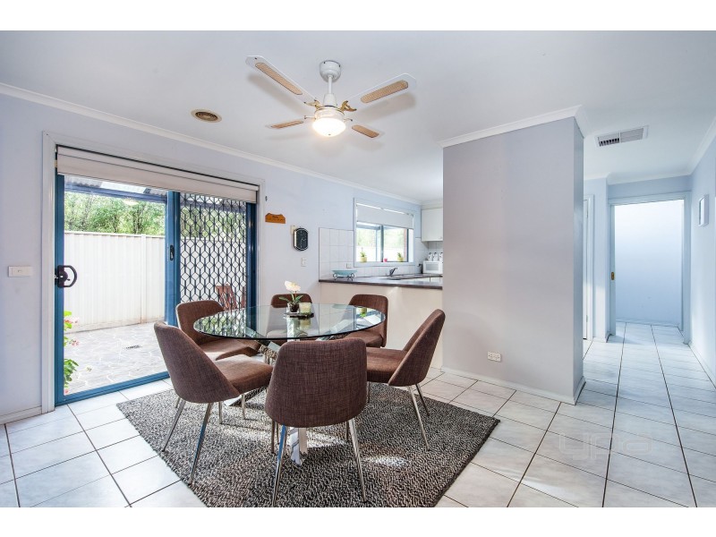 22 Broadhurst Way, Caroline Springs VIC 3023