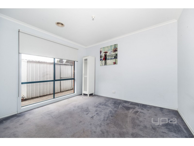 22 Broadhurst Way, Caroline Springs VIC 3023