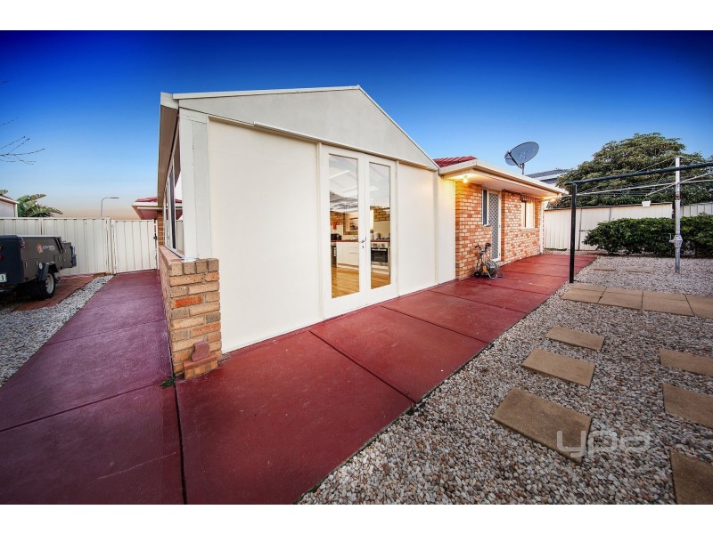 17 Bibby Court, Albanvale VIC 3021