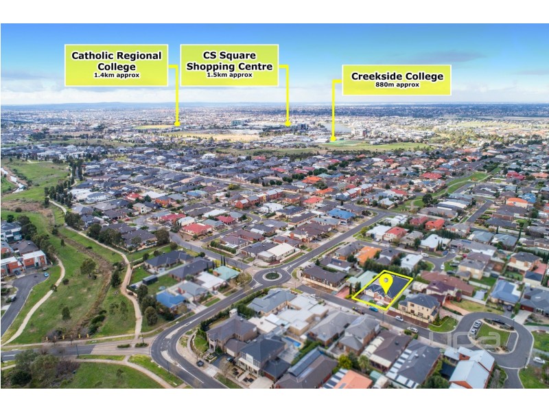 3  Calthorpe Green, Caroline Springs VIC 3023