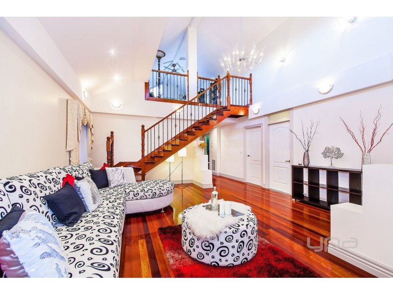 3  Calthorpe Green, Caroline Springs VIC 3023